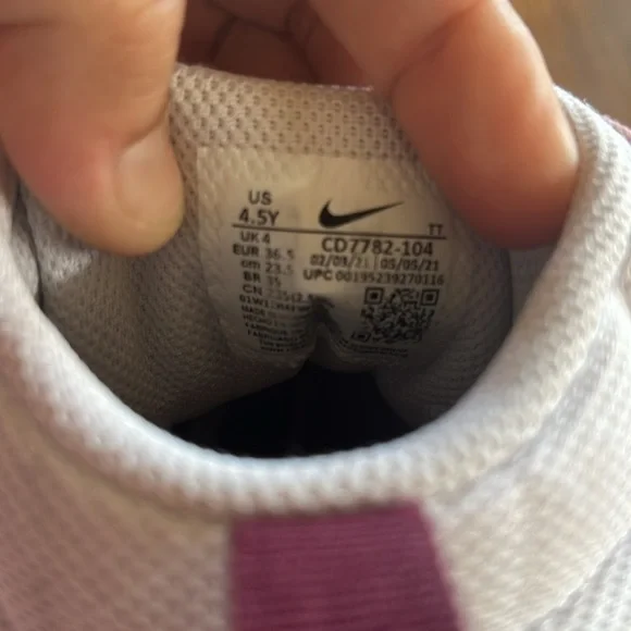 Nike Air Kids - Picture 6 of 7